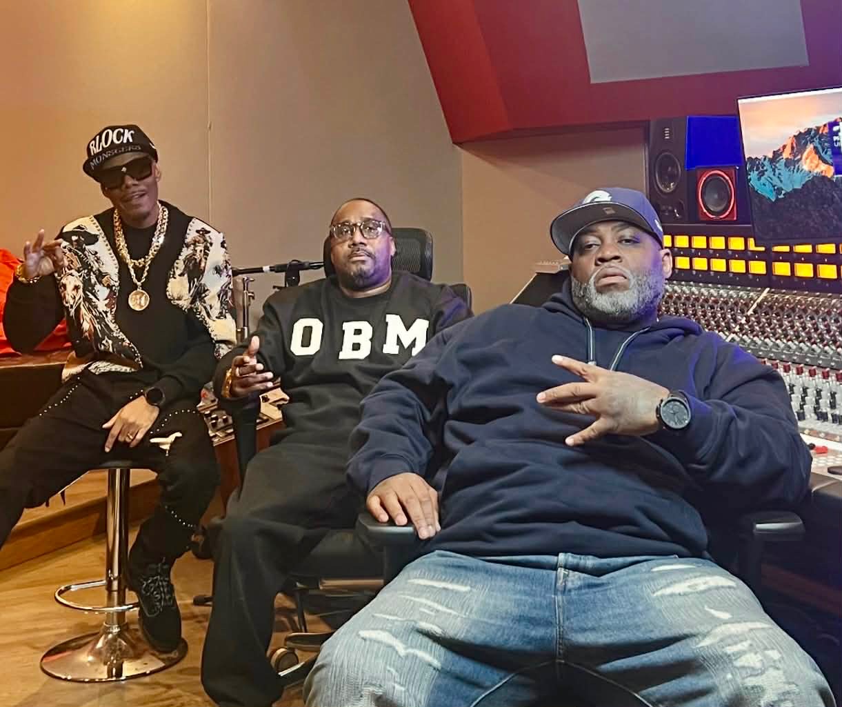 att.RW5cp.jpg (160 KB)